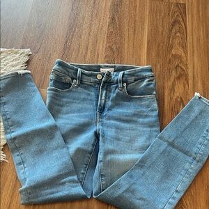 Good American Light Blue Skinny Jeans